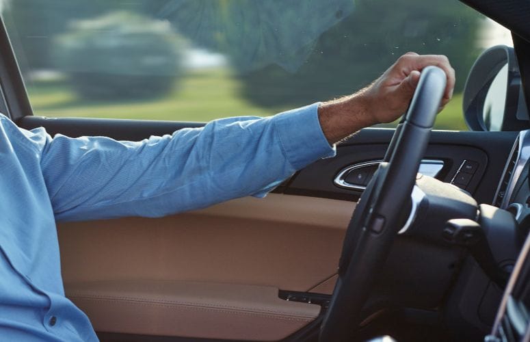 ai nen dat xe taxi tai son tinh quang ngai